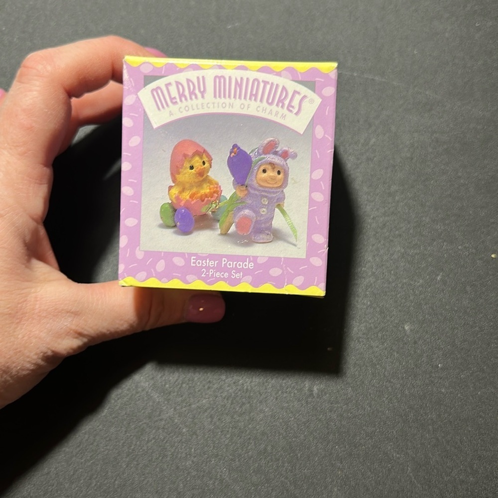 Hallmark Merry Miniatures Easter Parade Purple Bunny Boy Cracked Egg Chicken